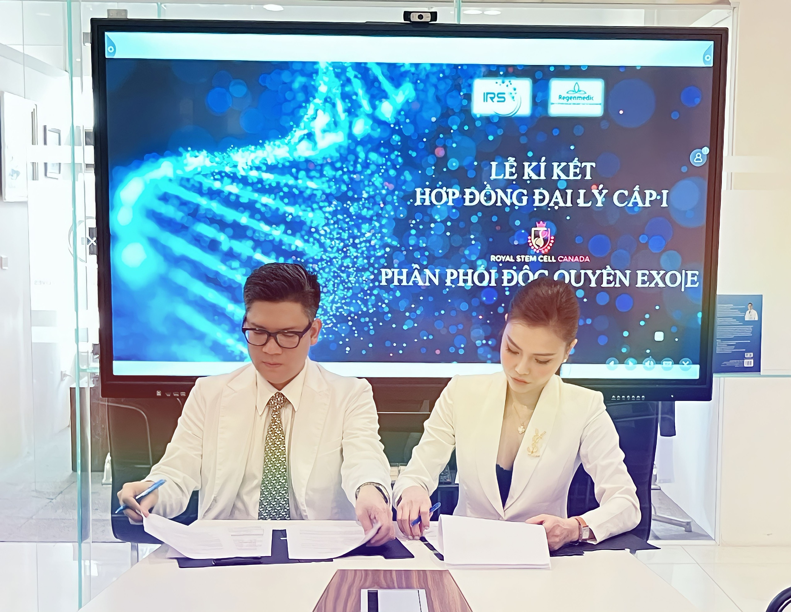 Tập Đoàn HYN Group Kí kết và hợp tác phân phối độc quyền EXOE -Tế Bào Gốc  công nghệ Mỹ tại Viện Nghiên cứu ứng dụng tái tạo & Tế bào gốc IRS